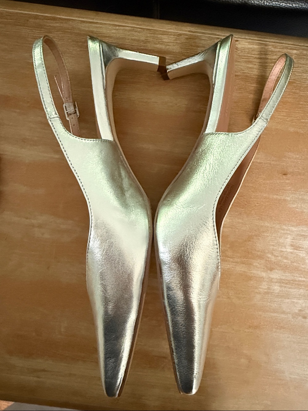 Nordstrom
ORLEANS
SLINGBACK
PUMP
8.5 
Silver Special Occasion